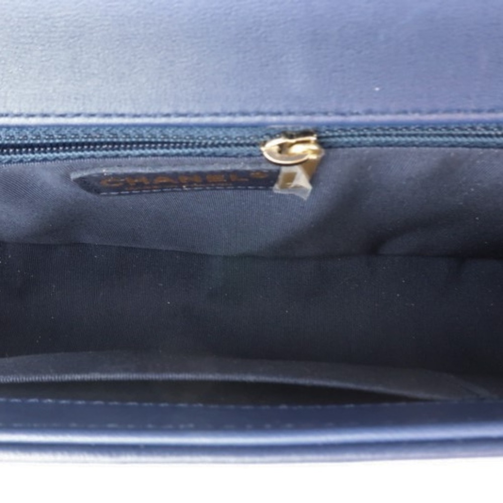 Chanel New Medium Boy Bag Navy Quilted Calfskin - Picture 7 of 8